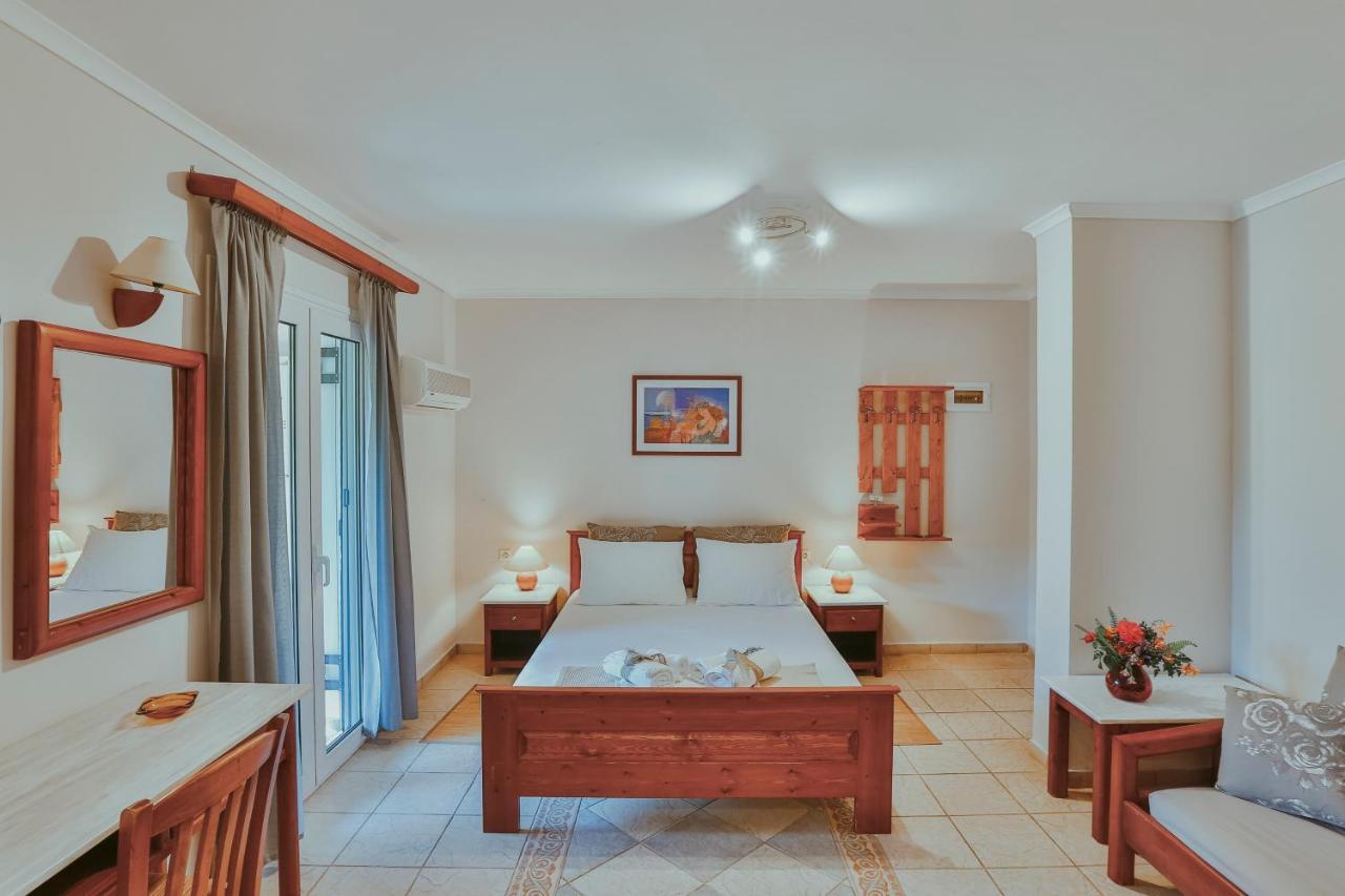 Sunny Garden Aparthotel Epidaurus Екстериор снимка